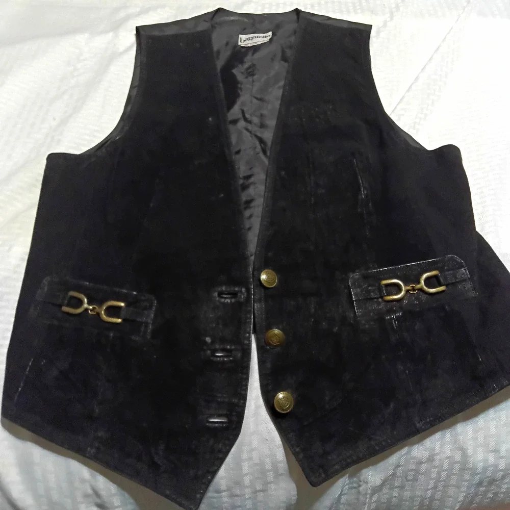 Bagatelle women's Black Leather Vest Size Large Western horse bit pocket brass